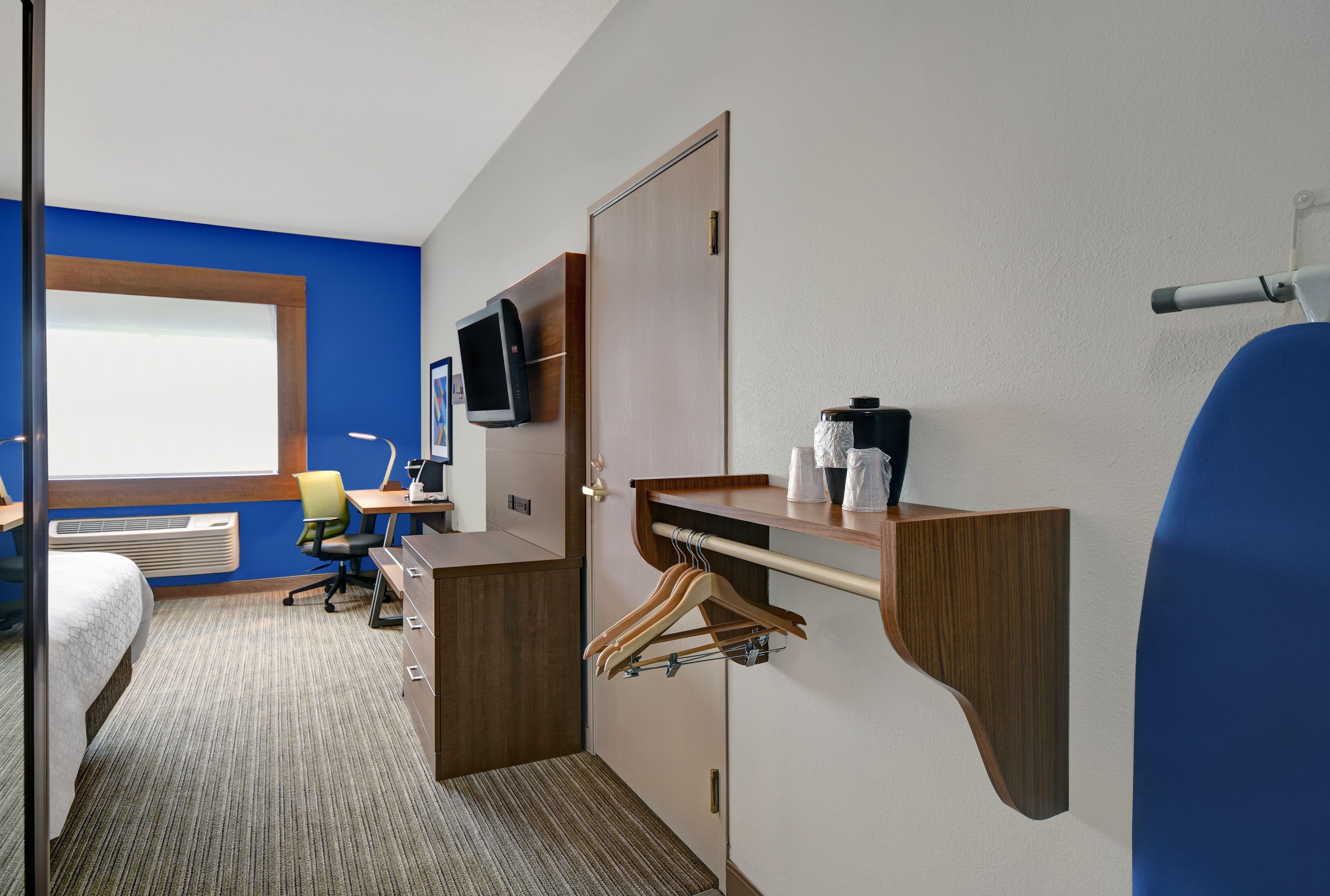 Holiday Inn Express Adrian By Ihg Exteriör bild