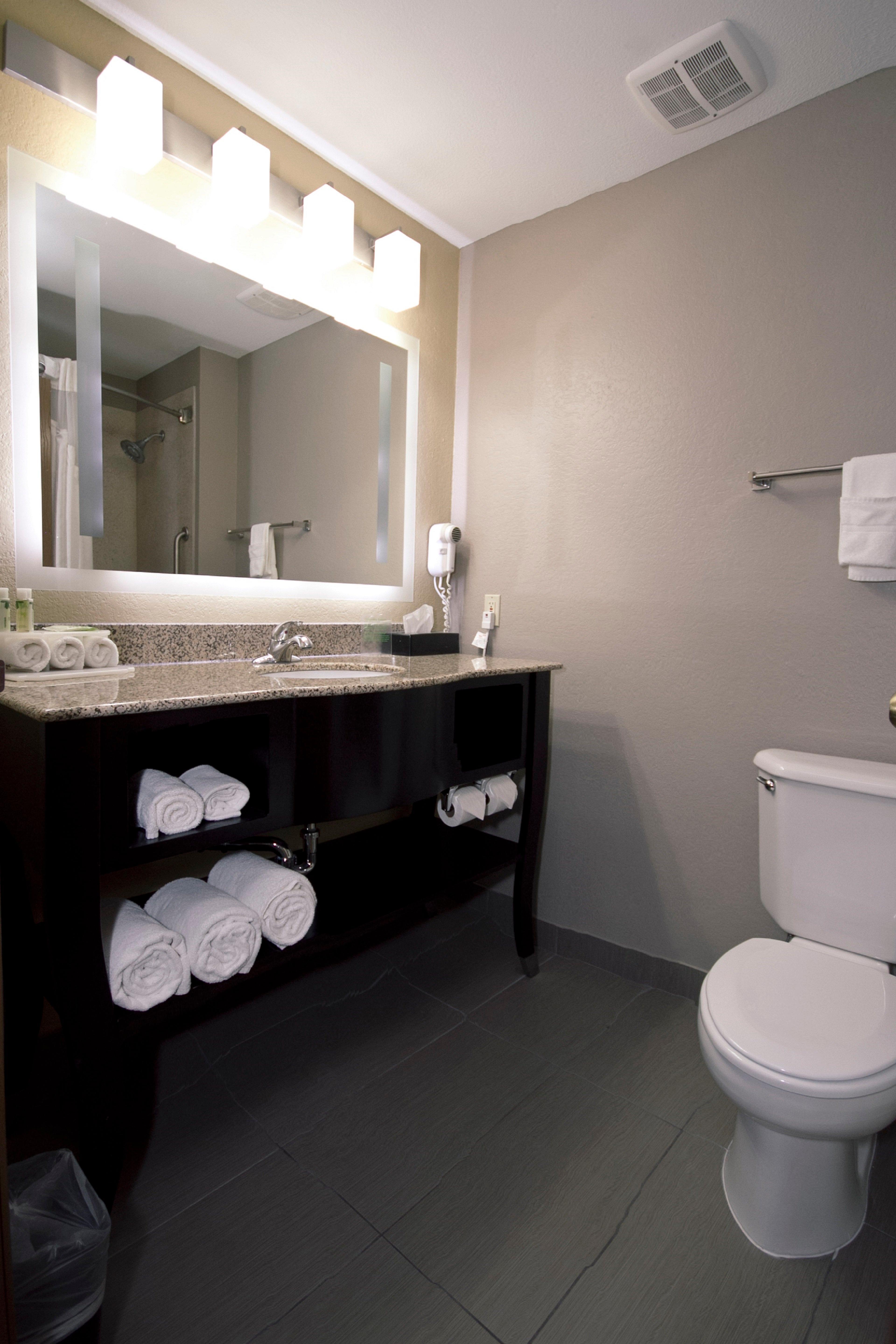 Holiday Inn Express Adrian By Ihg Exteriör bild